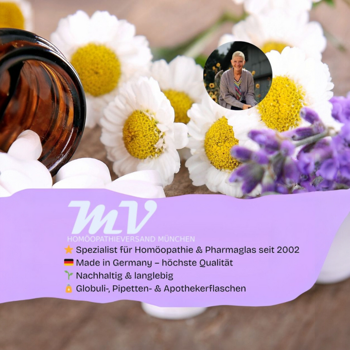 Taschenapotheke Herz aus Leder als Schlüsselanhänger – Praktische Geschenkidee mit Globuligläsern